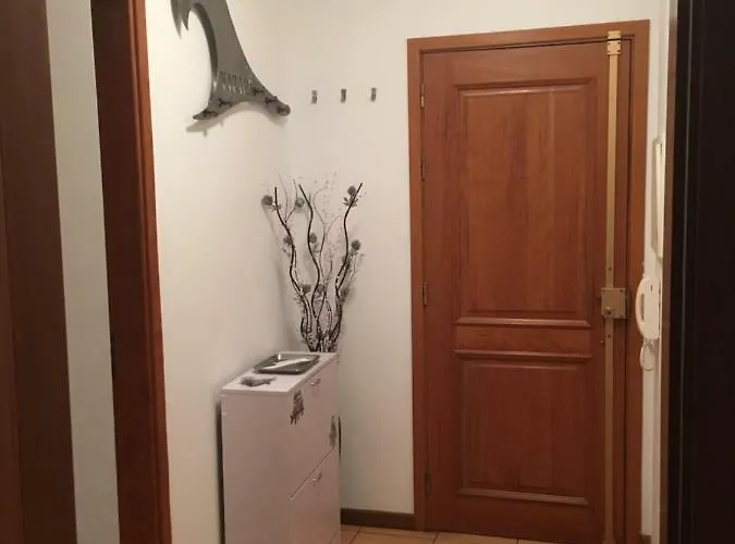 De Standing Apartment